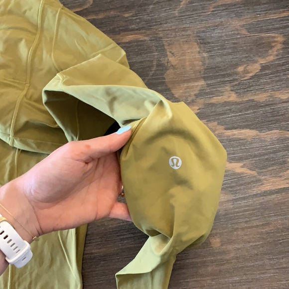 Lululemon mustard yellow fast and free 28” size 6 - Picture 4 of 4